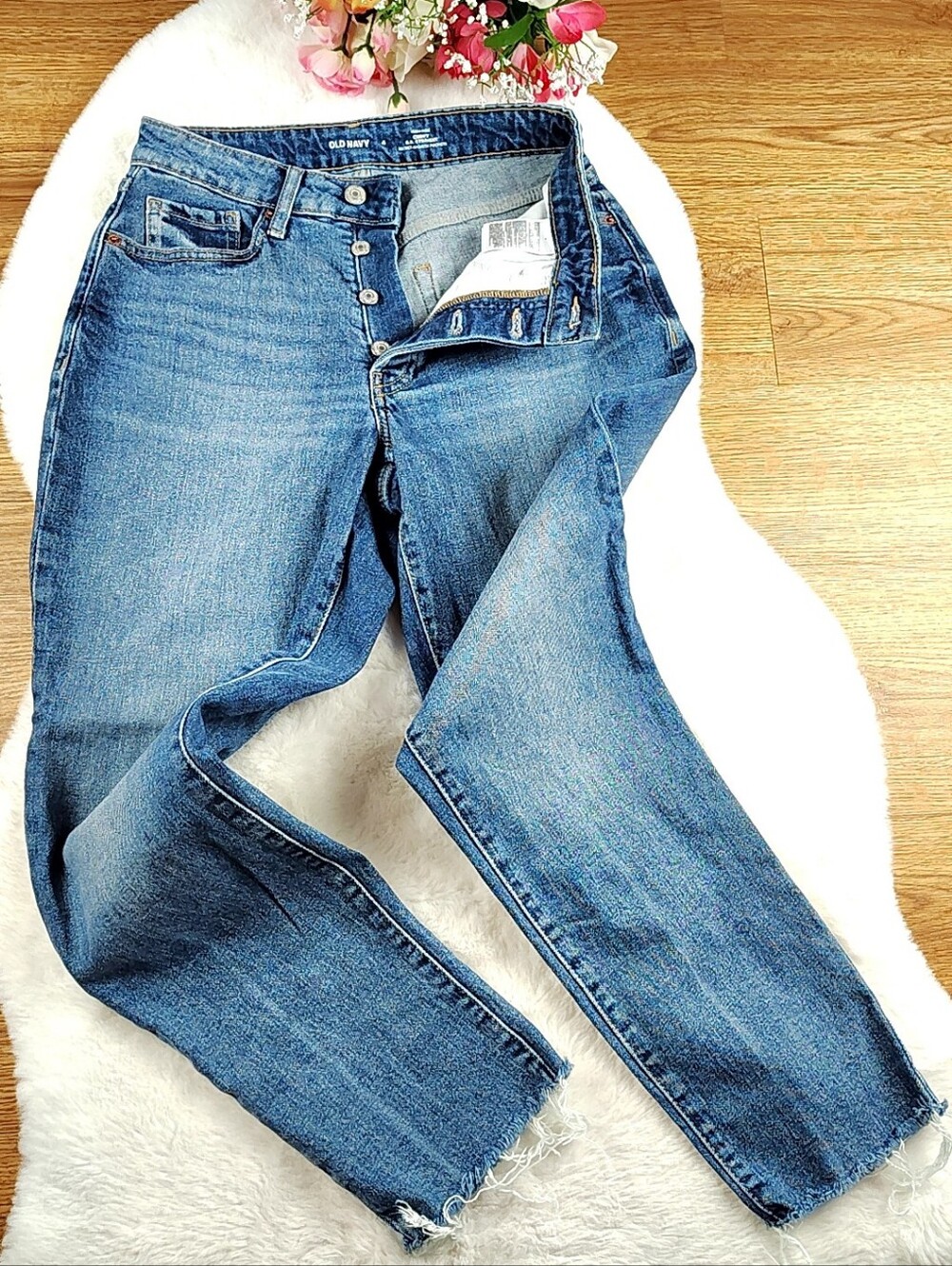 Old Navy High Rise Curvy OG Straight Button Fly Jeans Size 4 Raw Hem Denim Jeans